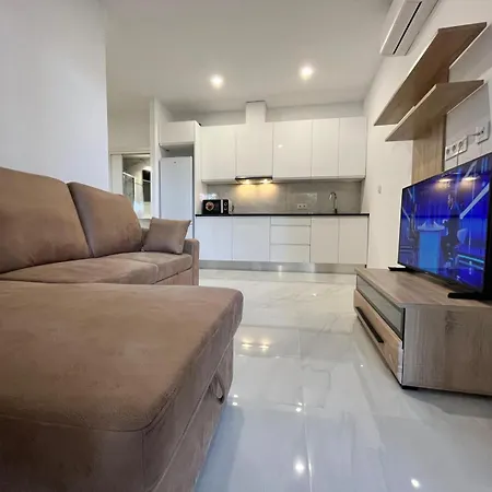 1a Linea De Playa Piscina Reformado Wifi Aire *